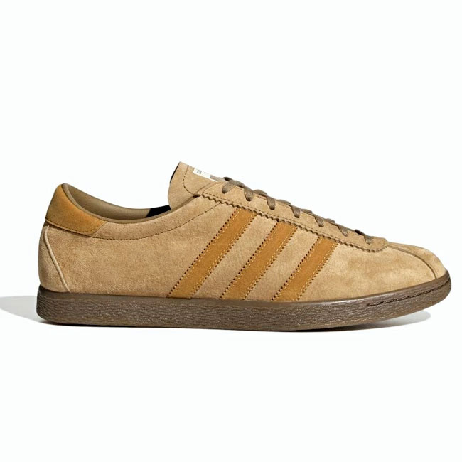 < adidas > タバコ