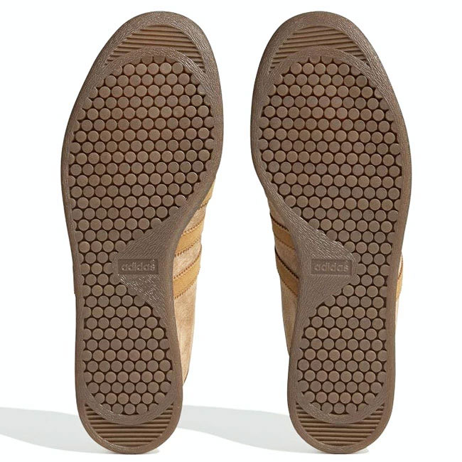 < adidas > タバコ