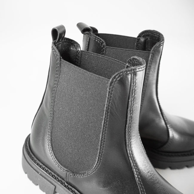 < ENESS > CHELSEA BOOTS