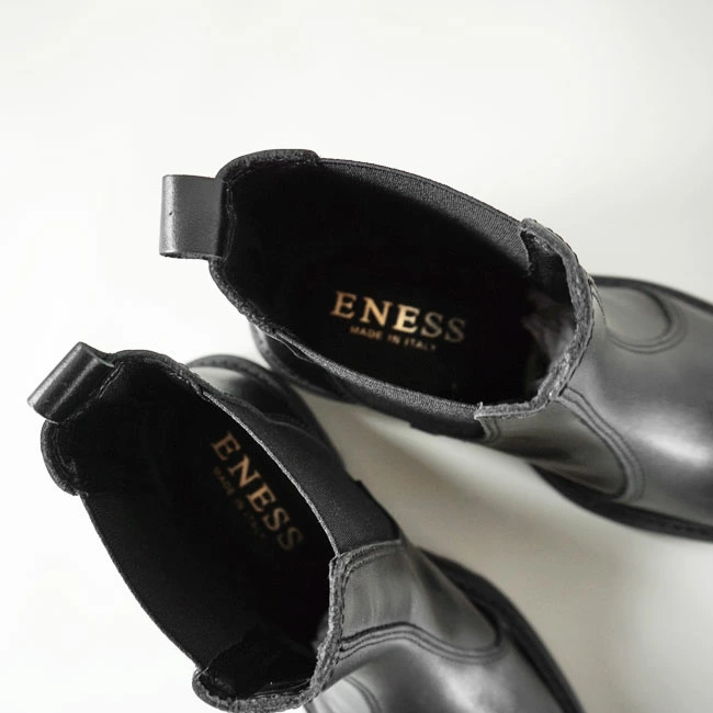 < ENESS > CHELSEA BOOTS