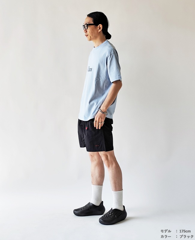 < NIKE >リカバリーシューズ