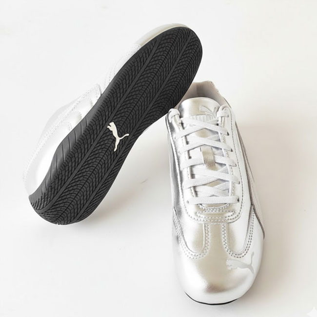 < PUMA > スピードキャット　シルバー