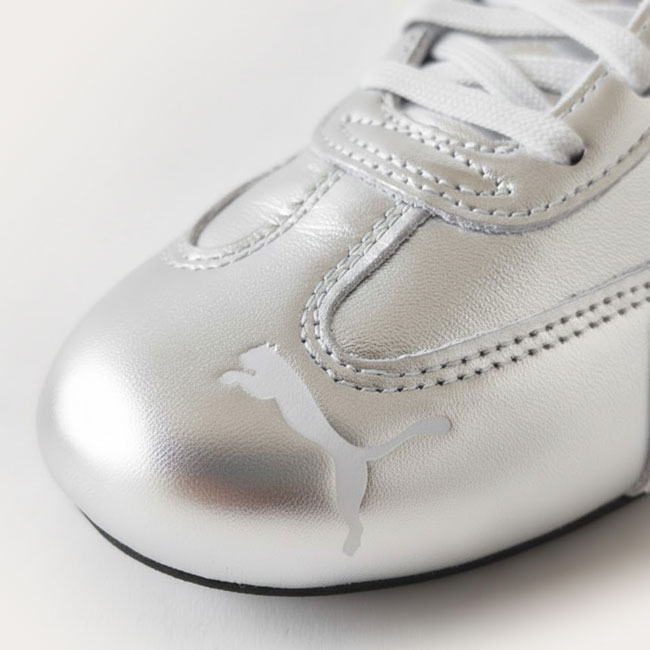 < PUMA > スピードキャット　シルバー