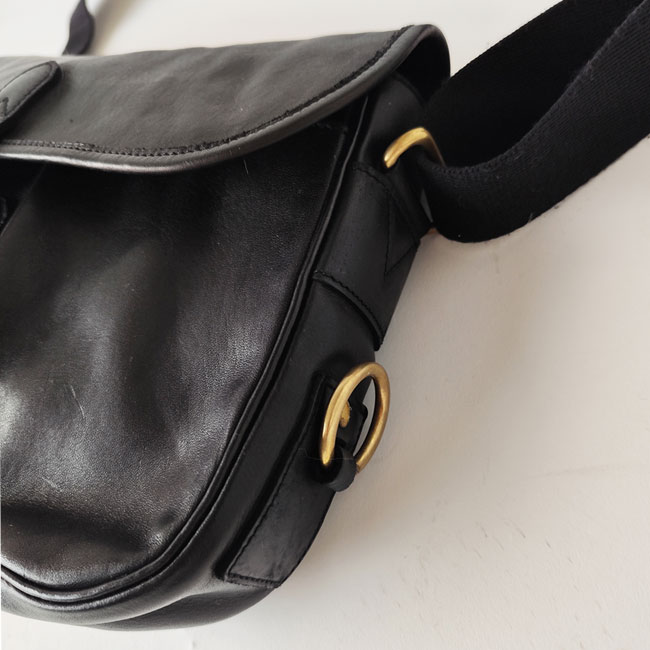 < CRAMP> Cr-5020 / 本革ショルダーバッグ