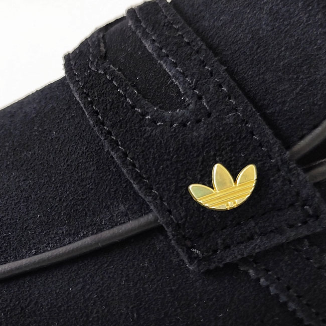 < adidas > ハンドボール ローファー