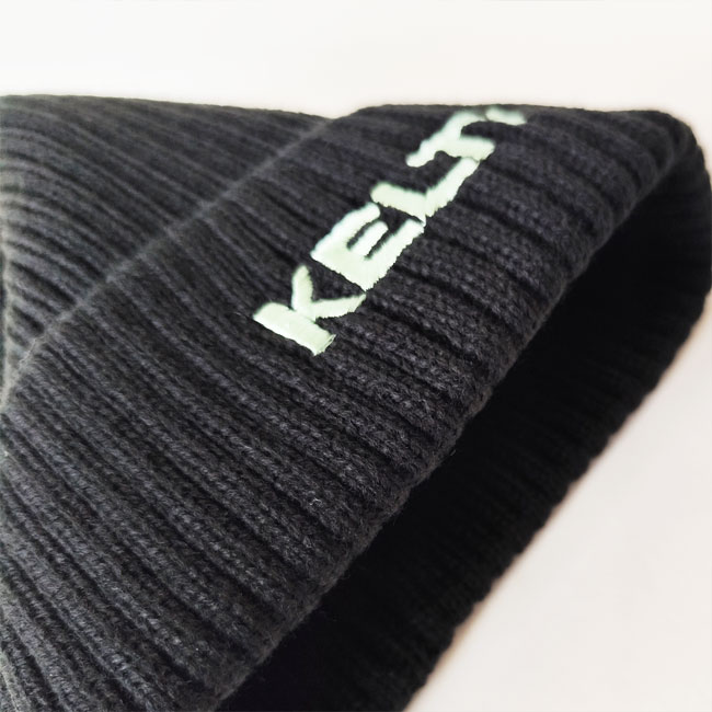 < KELTY > エンブロイダリー ロゴ ニット / ニットキャップ