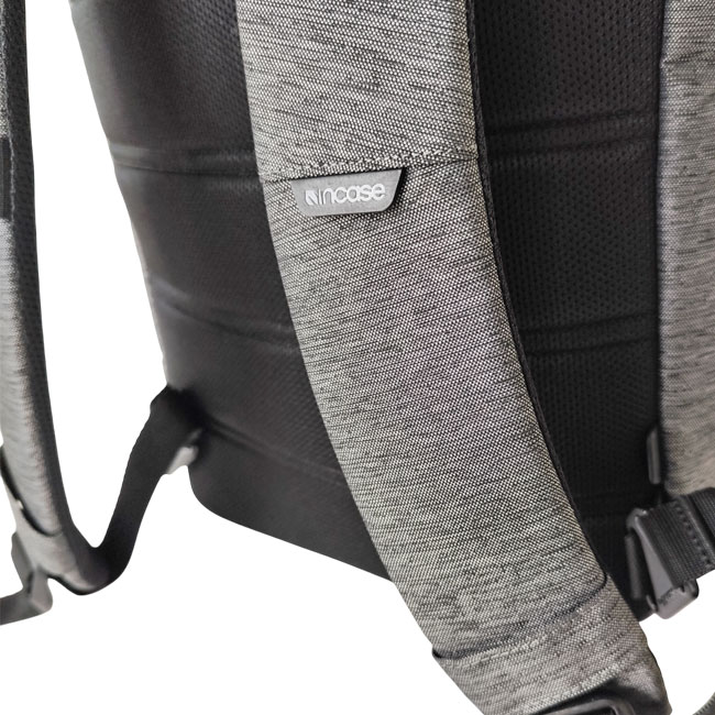 < Incase > City Collection Compact Backpack