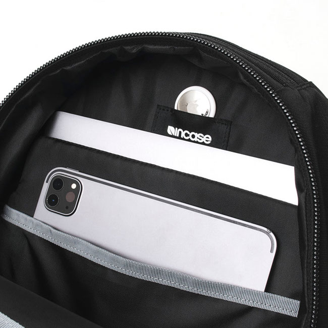 < Incase > グリッド バックパック 18L