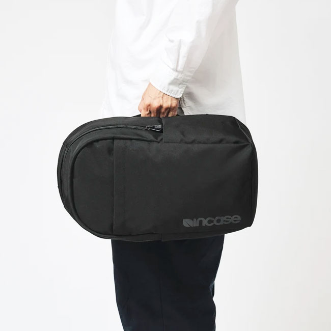 < Incase > グリッド バックパック 18L