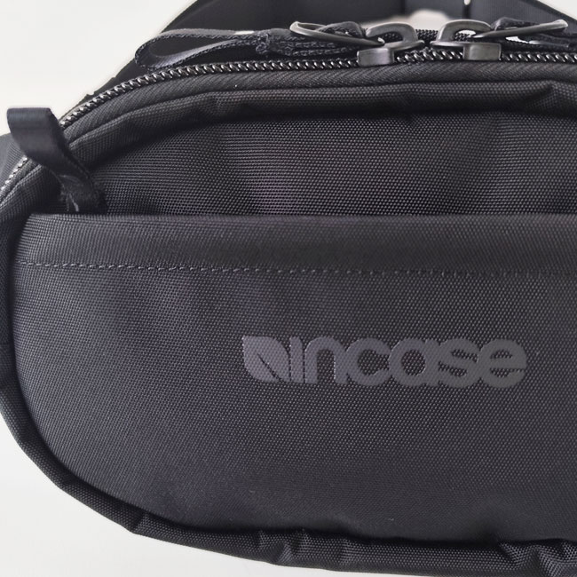 < Incase >グリッド ウエストバッグ 