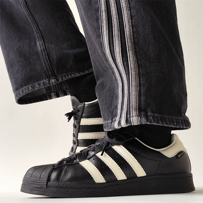 < adidas > スーパースター82 ゴアテックス