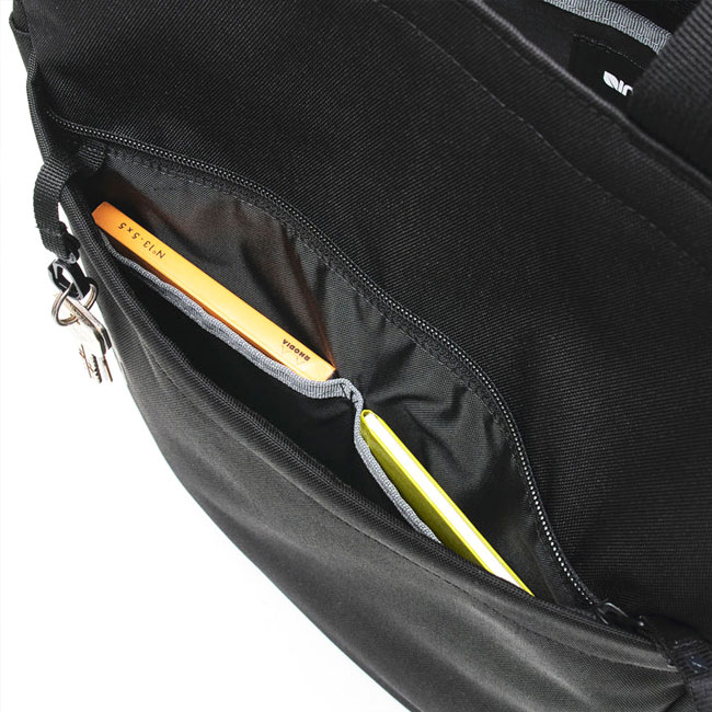 < Incase > グリッド トートバッグ 15L