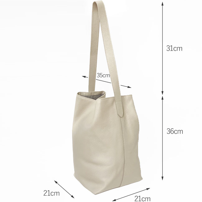 < LA SCAIA > ショルダーバッグ