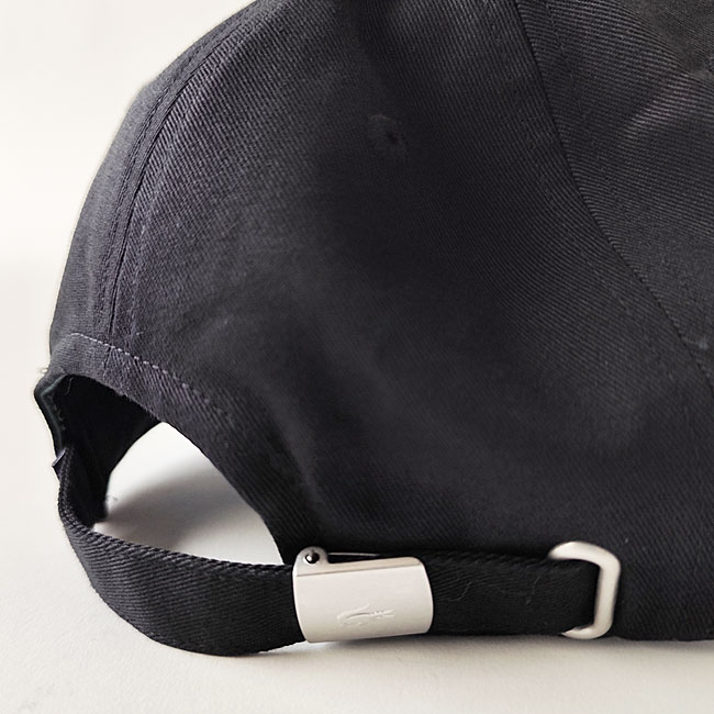 < LACOSTE > Lロゴキャップ