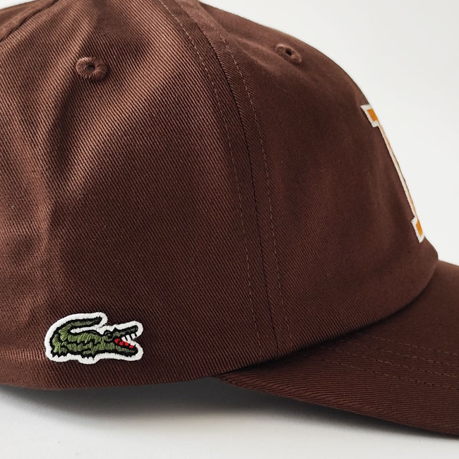 < LACOSTE > Lロゴキャップ