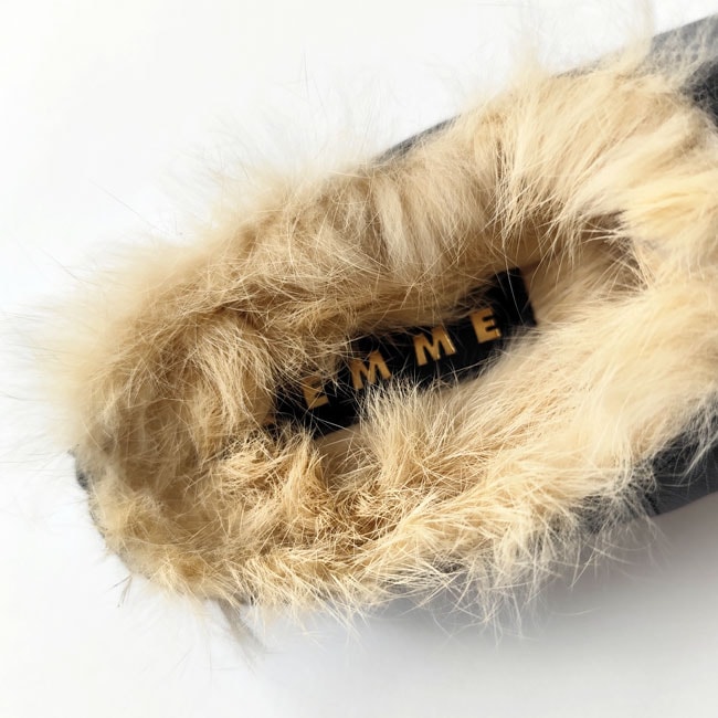 < REMME > ラビットファーサンダル