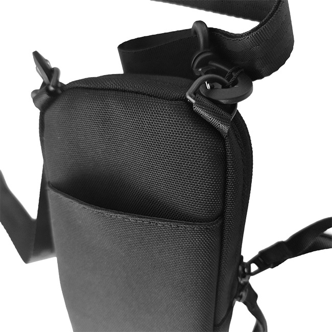 < Incase > A.R.C. Small Crossbody Bag