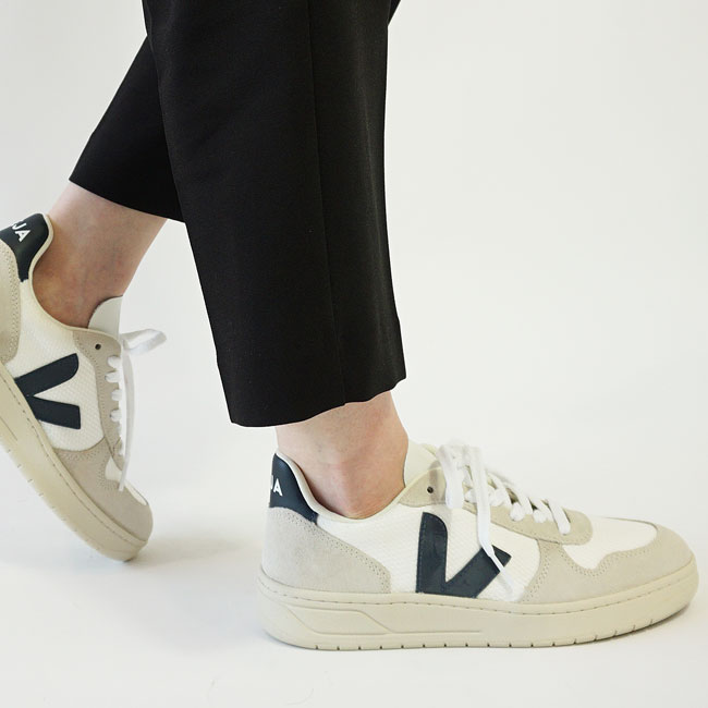 < VEJA > V-10 B-MESH  / スニーカー