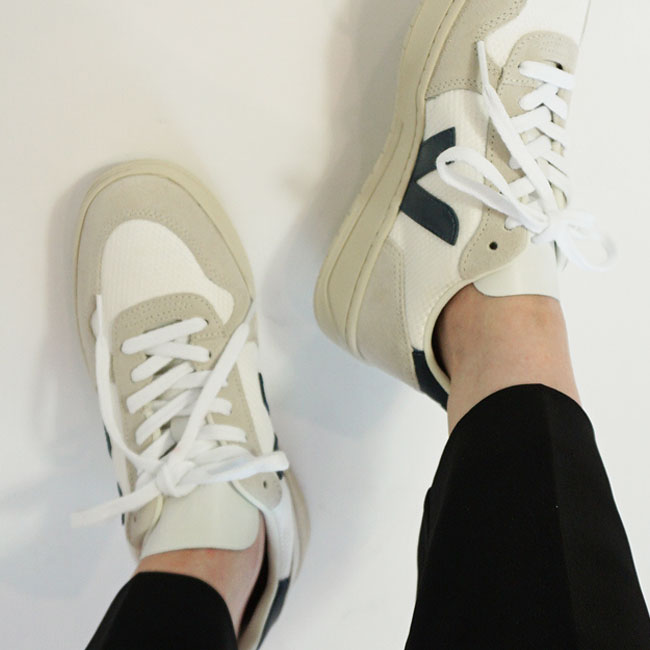 < VEJA > V-10 B-MESH  / スニーカー