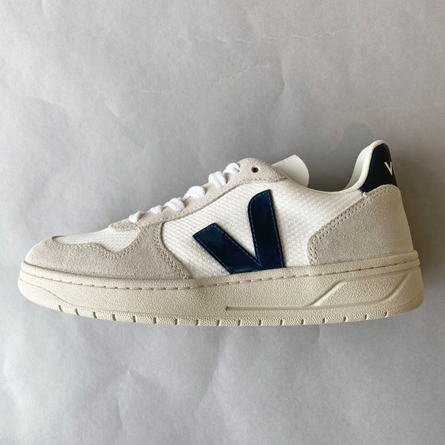 < VEJA > V-10 B-MESH  / スニーカー