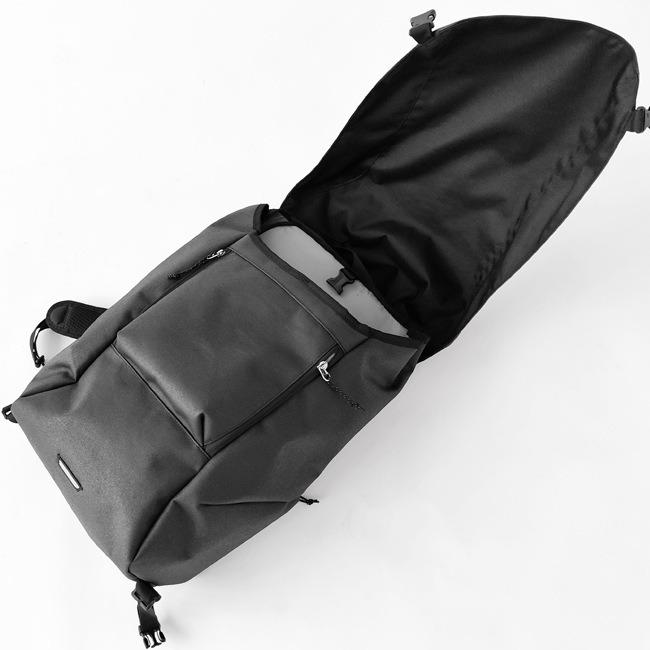 < Columbia > Urban Trek WR 22L Backpack / リュック