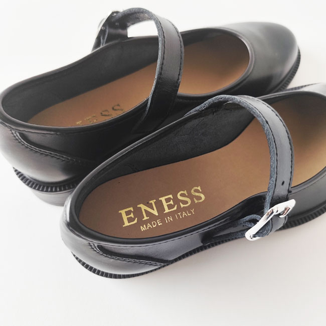 < ENESS >ストラップパンプス