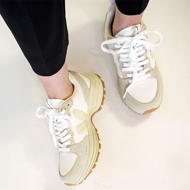 < VEJA> VENTURI / スニーカー