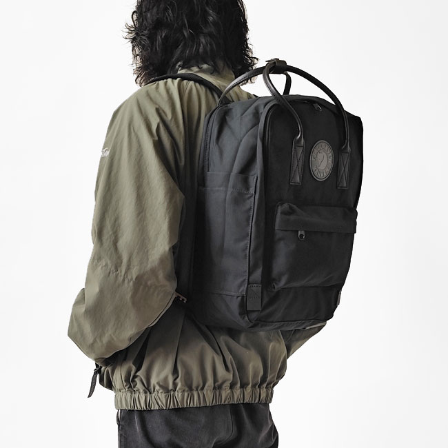 < FJALLRAVEN > Kanken No.2 Black Laptop 15 18L / リュック