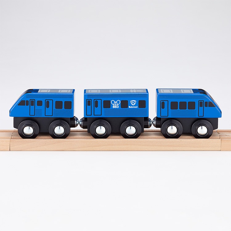 �⥯�ȥ쥤��883�ϥ��˥å�