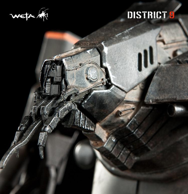 ��9�϶� ������������  �������塼��DISTRICT 9����THE EXOSUIT��
