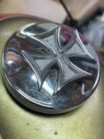 アイアン クロス タンク マフラー  J1622