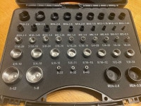 �ܥ�� �ʥå� �����å��� ����  J4111