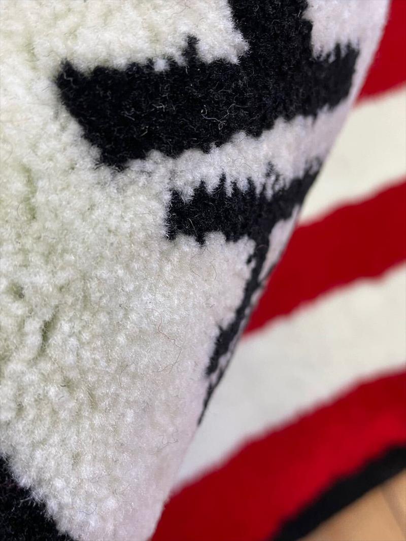 ϡ졼 饰ޥå  J6411