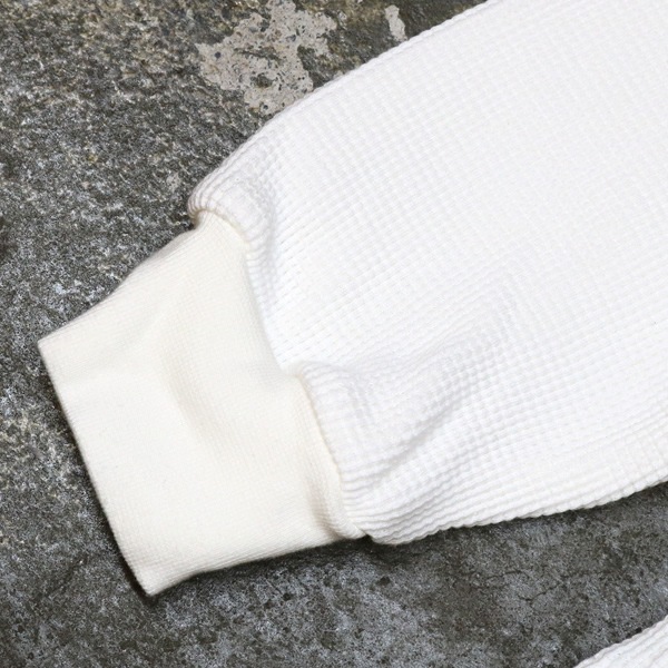 ブルーブルー×サウザンマニュファクチャリングカンパニー/BLUE BLUE×SOUTHERN MFG CO. PROPERTY67 ステンシルプリント ワッフルサーマルLS 長袖Tシャツ 1006340 メンズ レディース