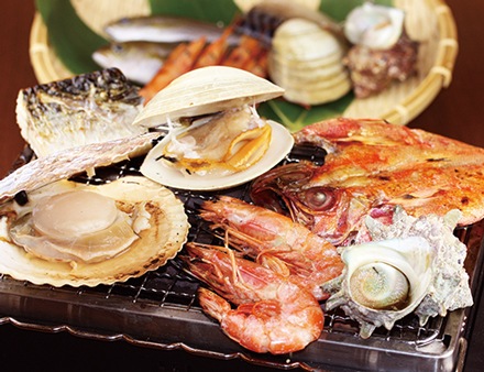 必要な量を1人前から注文可能！海鮮BBQセット ホタテ・ホンビノス・赤