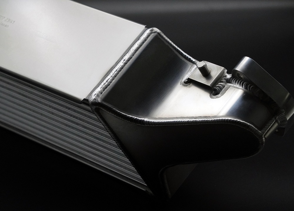 FK8 HYPER インタークーラー