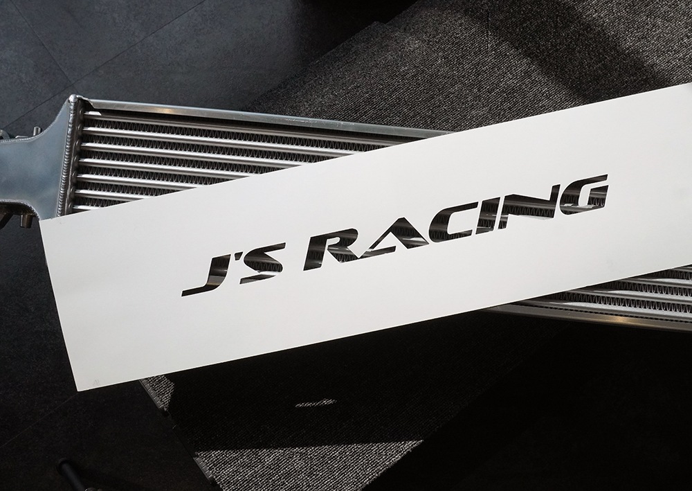 FK8 HYPER インタークーラー