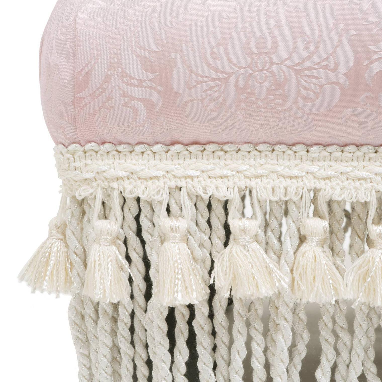 しっかり細部まで丈夫に制作された上質感