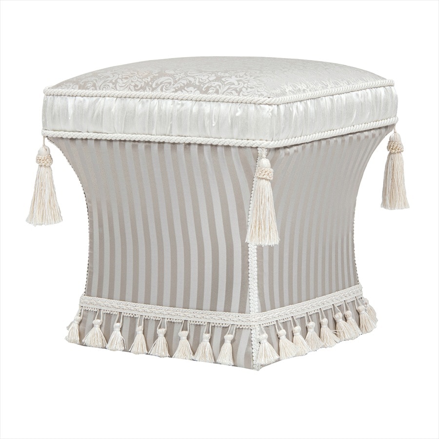 ダマスク模様とストライプのコンビネーションが大人気