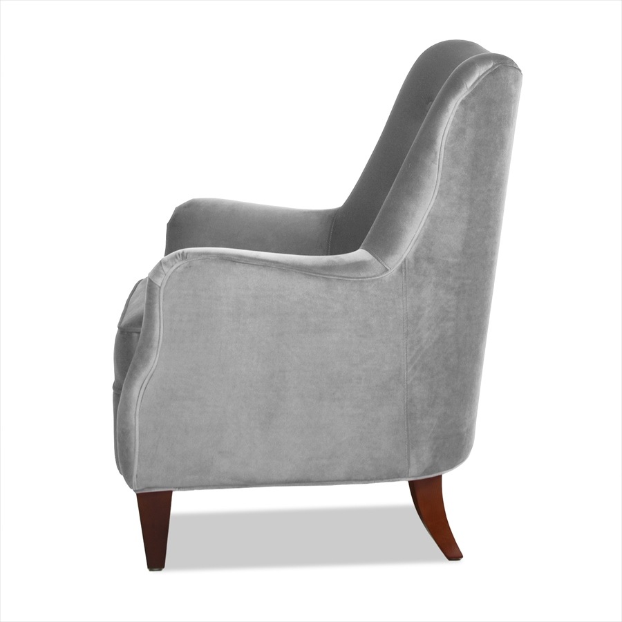 長時間座っても疲れない設計