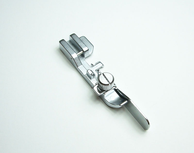 ��˥С�����֥饤��ɥ��ƥå������ڱ��������ѡۡ����å��ߥ���MO-04D