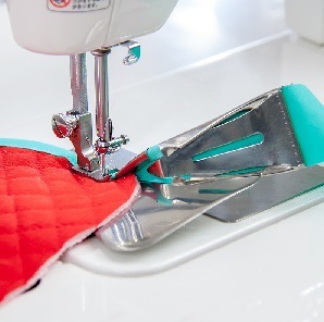 ◇メーカーお取り寄せ◇ 【送料無料】 四ツ折りバインダー（押え金SA65