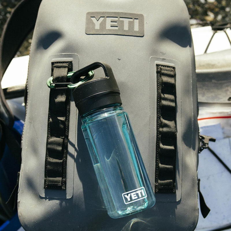 YETI YONDER 600 ML / 20 OZ プラスチック ウォーター ボトル