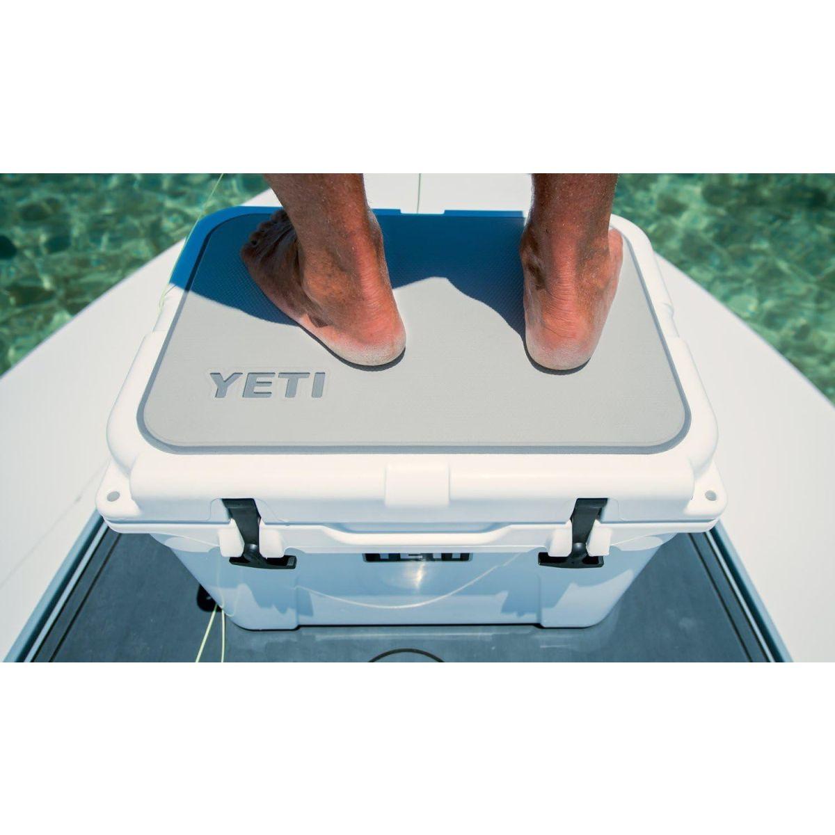 YETI (イエティ) Tundra SeaDek スリップ防止 マット (Cool Gray YETI (イエティ) Tundra SeaDek スリップ防止 マット (Cool Gray