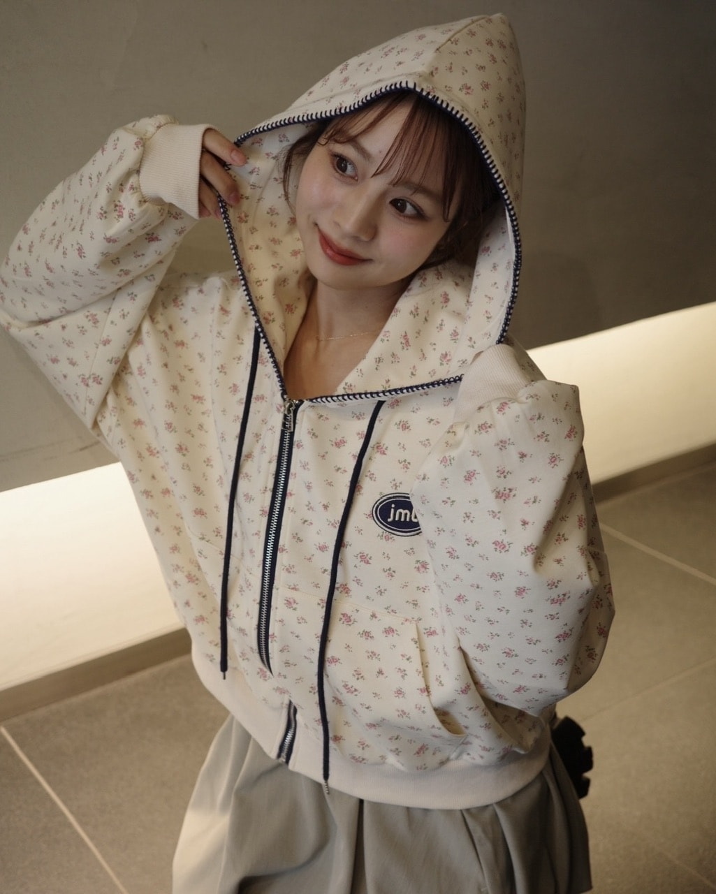 予約販売/4月上旬】花柄ステッチフーディー | JUMELLE | JUMELLE