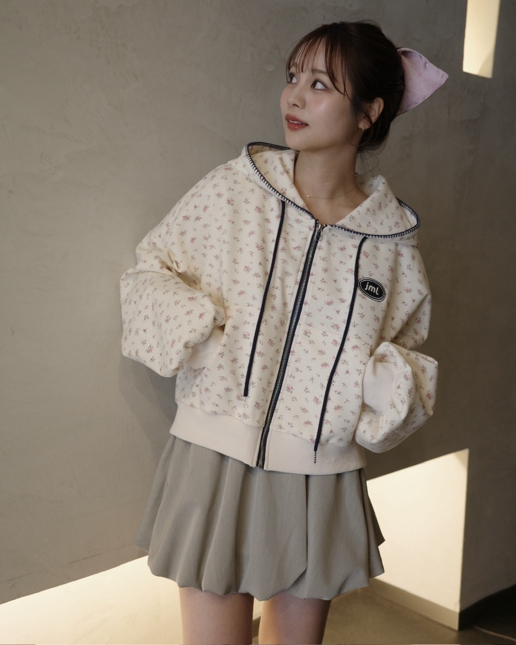 予約販売/4月上旬】花柄ステッチフーディー | JUMELLE | JUMELLE