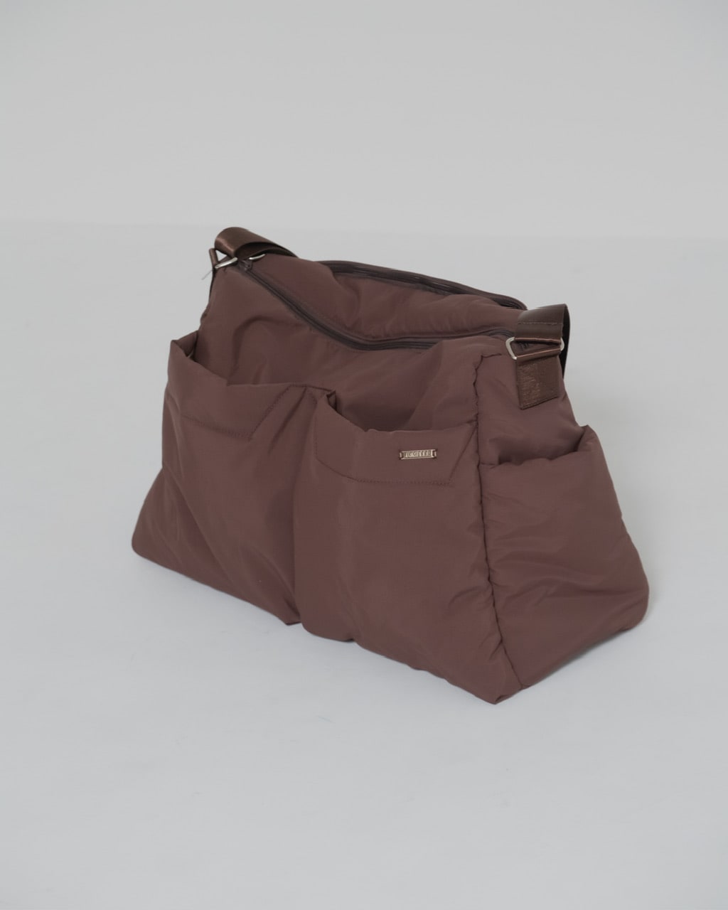 ジュメロ　jumelle パファーショルダーバッグ　ブラウン 予約販売/6月下旬】パファーショルダーバッグ BROWN | JUMELLE | JUMELLE