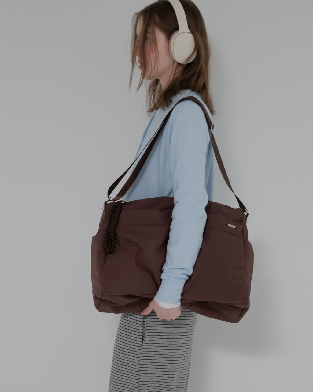 ジュメロ　パファーショルダーバッグ　ブラウン 予約販売/6月下旬】パファーショルダーバッグ BROWN | JUMELLE | JUMELLE