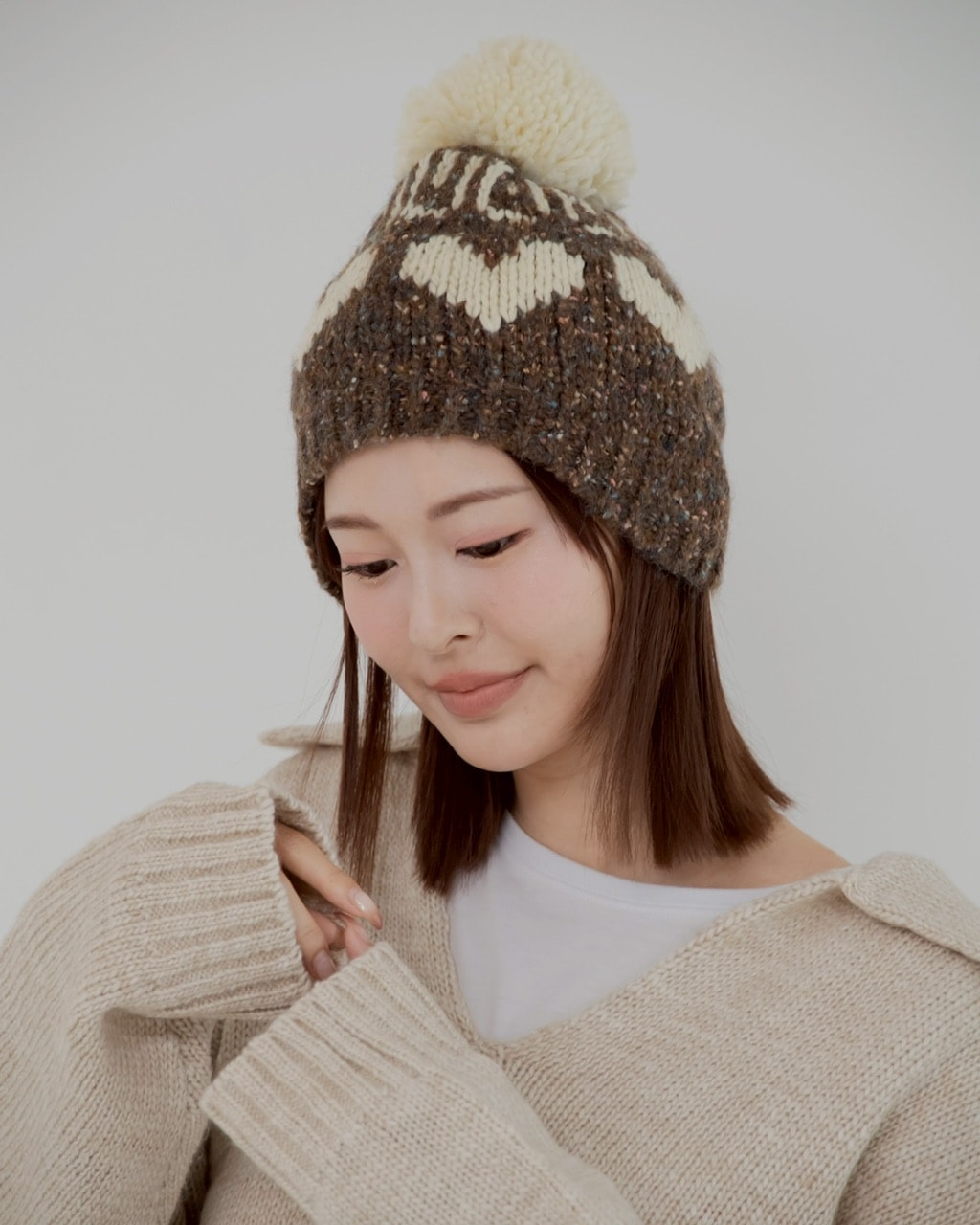 11月19日(水)19時発売]ボンボンニット帽 | 【11月19日(水)発売予定