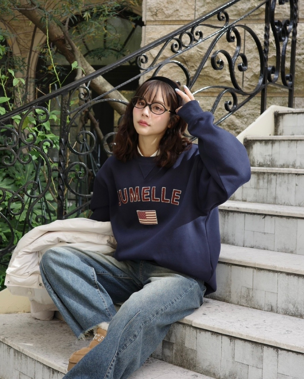 予約販売/1月中旬】ワッペンロゴスウェット NAVY | JUMELLE | JUMELLE